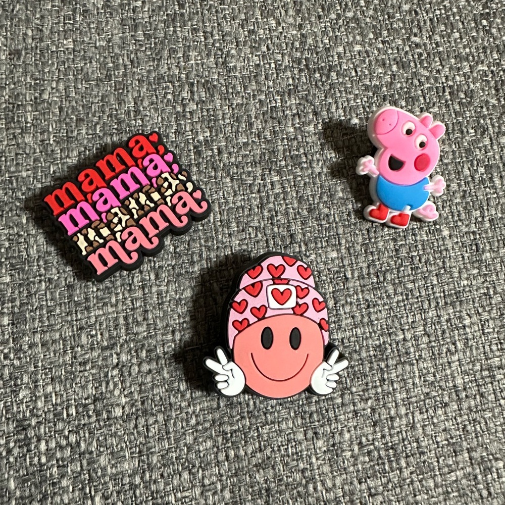 SET OF 3 Jibbitz for Crocs • Pink 💕